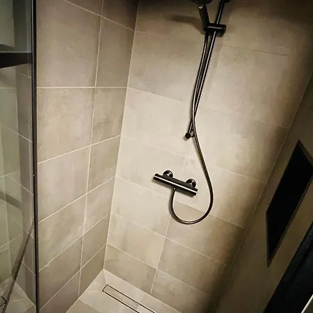 Woonboot 4 * Harderwijk