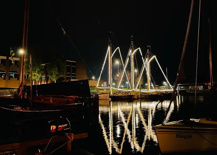 Woonboot 4 * Harderwijk