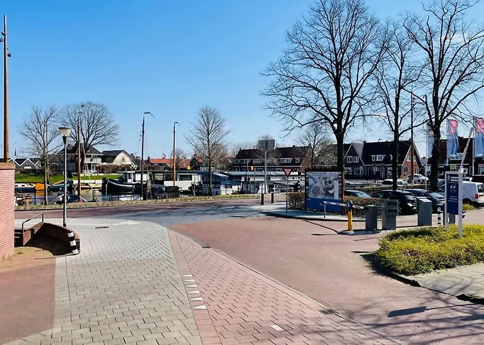 Woonboot 4 Harderwijk